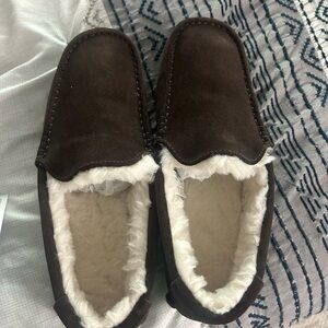 Never worn Koolaburra slippers
